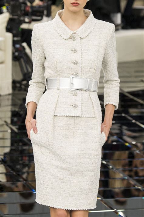 chanel work outfit